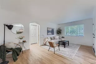 2985 Ivanhoe St, Denver, CO 80207 - Photo 2