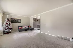 1435 S Macon St, Aurora, CO 80012 - Photo 4