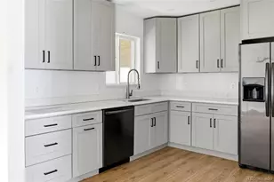 941 Quentin St, Aurora, CO 80011 - Photo 12