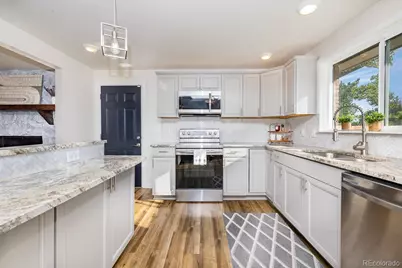 7482 Beach Court, Westminster, CO 80030 - Photo 8