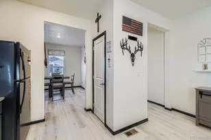 201 N Stewart St, Keenesburg, CO 80643 - Photo 8