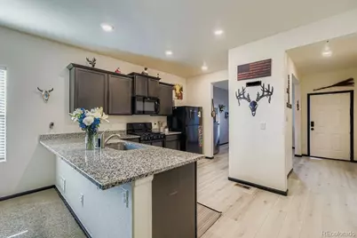 201 N Stewart Street, Keenesburg, CO 80643 - Photo 4