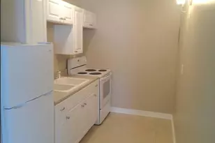 1438 Macon St, Aurora, CO 80010 - Photo 6