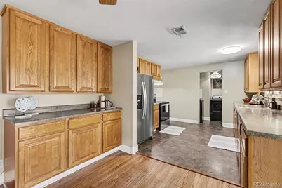 1601 N Dunkirk Street, Aurora, CO 80011 - Photo 18