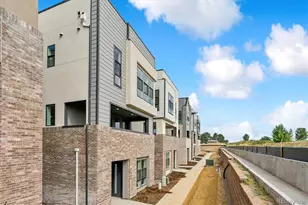 11469 E Briarwood Cir, Centennial, CO 80112 - Photo 2