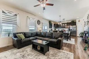 48 Chipeta Way, Lochbuie, CO 80603 - Photo 4