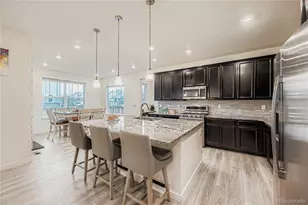 1060 S De Gaulle Ct, Aurora, CO 80018 - Photo 4