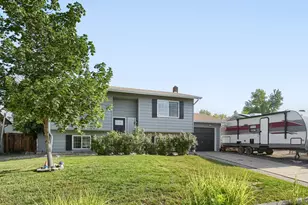 13428 Alcott Cir, Broomfield, CO 80020 - Photo 2