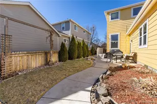 518 Peregrine Cir, Longmont, CO 80504 - Photo 32