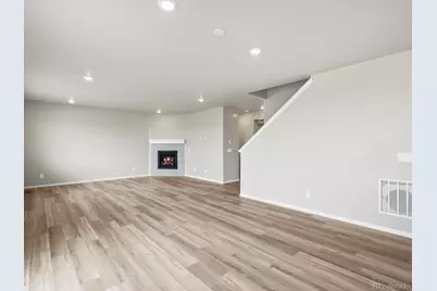 8927 Salida Street, Commerce City, CO 80022 - Photo 10