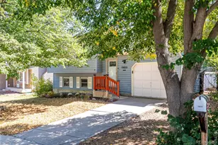 18820 E Hawaii Dr, Aurora, CO 80017 - Photo 2