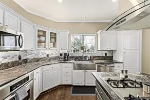 9050 W San Juan Dr, Littleton, CO 80128 - Photo 22