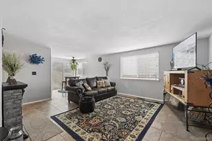22166 E Princeton Cir, Aurora, CO 80018 - Photo 2