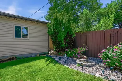 8239 Loretta Drive, Denver, CO 80221 - Photo 32