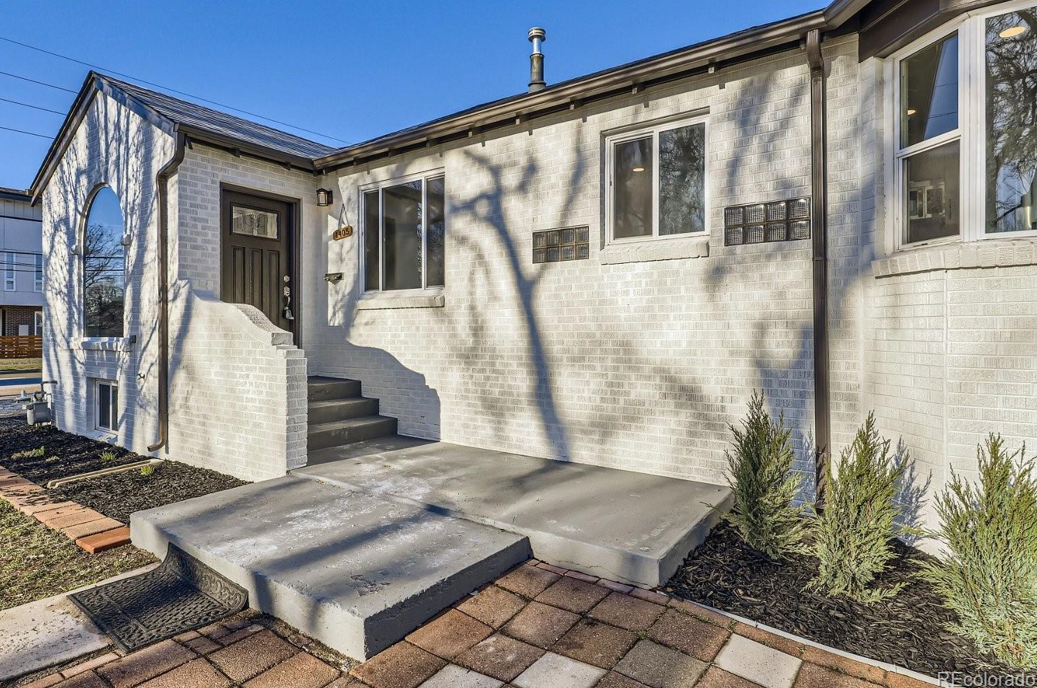 1405 Xavier St, Denver CO  80204-1021 exterior