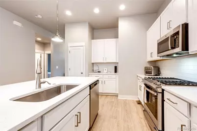 21584 E 59th Drive, Aurora, CO 80019 - Photo 8