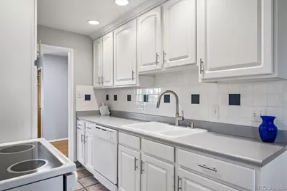 2689 S Meade Street, Denver, CO 80219 - Photo 4