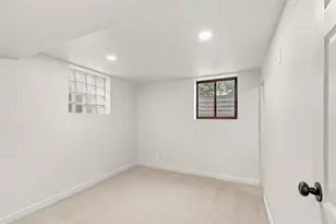 1967 Macon St, Aurora, CO 80010 - Photo 22