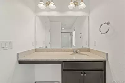 9457 E 52nd Avenue, Denver, CO 80238 - Photo 32