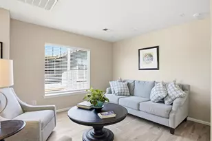 10438 Truckee St, Commerce City, CO 80022 - Photo 2