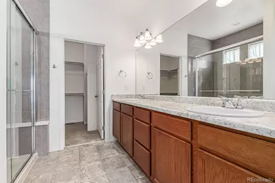 10536 Racine Way, Commerce City, CO 80022 - Photo 8