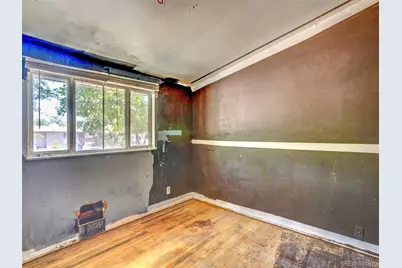 7789 Greenleaf Lane, Denver, CO 80221 - Photo 18