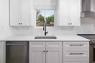 2918 S Ogden St, Englewood, CO 80113 - Photo 16