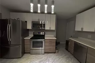 2704 S Zurich Ct, Denver, CO 80236 - Photo 16