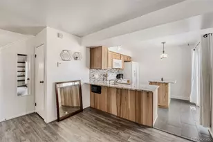 2621 S Xanadu Way, Aurora, CO 80014 - Photo 2