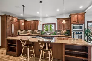 8830 W Bear Creek Dr, Lakewood, CO 80227 - Photo 10