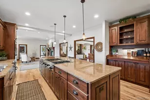 8830 W Bear Creek Dr, Lakewood, CO 80227 - Photo 8
