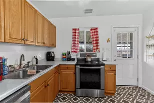 721 Revere St, Aurora, CO 80011 - Photo 12