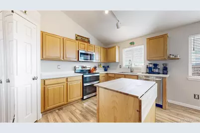 5361 S Ukraine Way, Aurora, CO 80015 - Photo 12