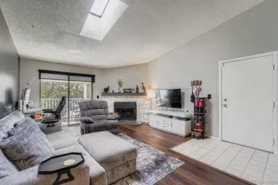 908 S Walden Way #201, Aurora, CO 80017 - Photo 2