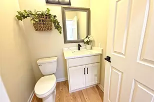 2105 Weatherstone Cir, Highlands Ranch, CO 80126 - Photo 12