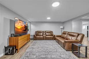 105 S Brentwood St, Denver, CO 80226 - Photo 22