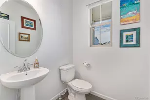 126 S Vandriver Wy, Aurora, CO 80018 - Photo 12