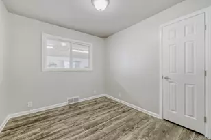 740 Newark St, Aurora, CO 80010 - Photo 22