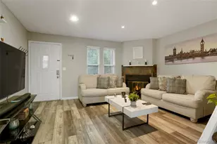 1110 S Waco S Street, Aurora, CO 80017 - Photo 6