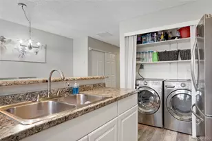 1110 S Waco St, Aurora, CO 80017 - Photo 12