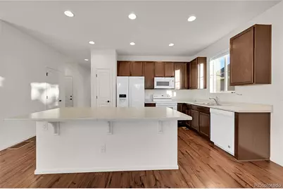 15947 Clayton Street, Thornton, CO 80602 - Photo 4