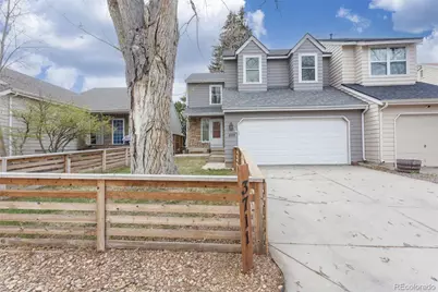 3711 S Espana Way, Aurora, CO 80013 - Photo 1