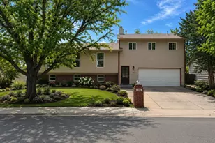 2012 S Ivory St, Aurora, CO 80013 - Photo 1