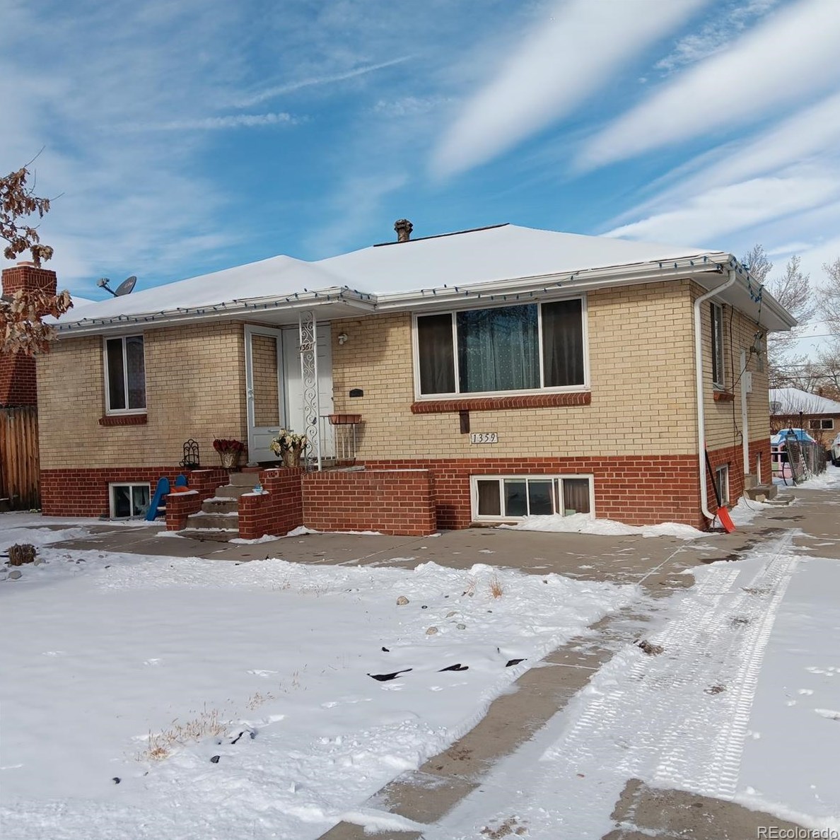 1359 Gill Pl, Denver, CO 80223-2303