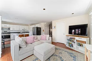 2551 S Logan St, Denver, CO 80210 - Photo 12