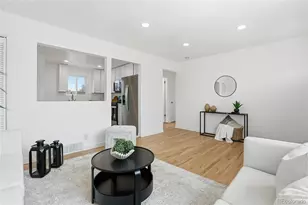 11258 Larson Ln, Northglenn, CO 80233 - Photo 8