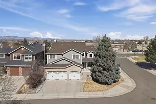 9741 Spring Hill Pl, Highlands Ranch, CO 80129 - Photo 2