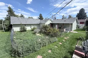 1663 Monroe St, Strasburg, CO 80136 - Photo 14