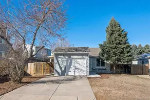 17411 E Layton Dr, Aurora, CO 80015 - Photo 2