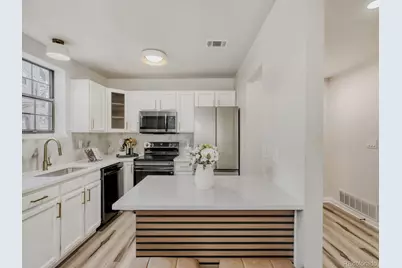 10950 W Florida Avenue #304, Lakewood, CO 80232 - Photo 4